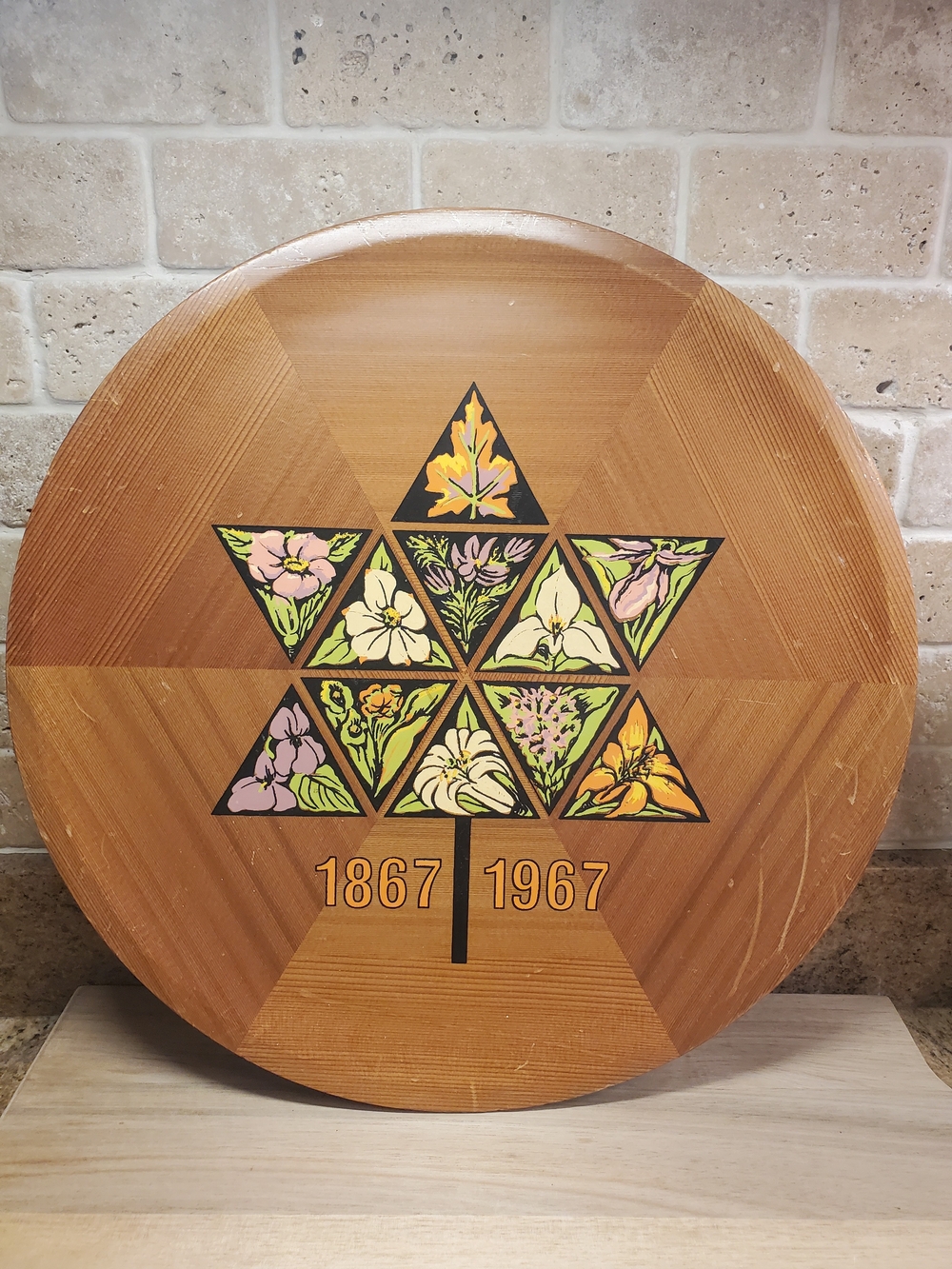Decorative Floral Star Wall Plaque in Brown and Pastel Colors